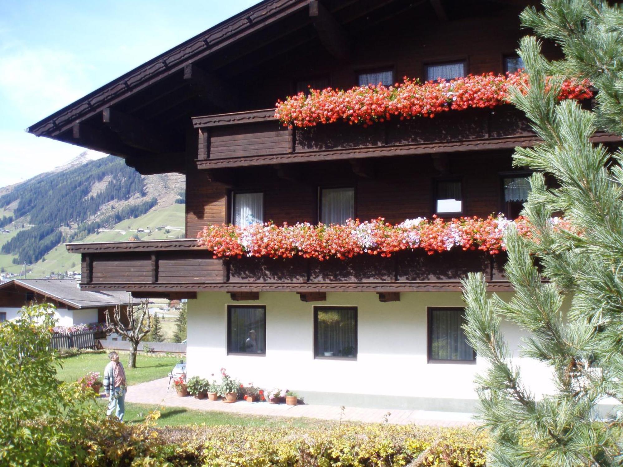 Appartementhaus Zur Loipe Sankt Jakob in Defereggen Εξωτερικό φωτογραφία